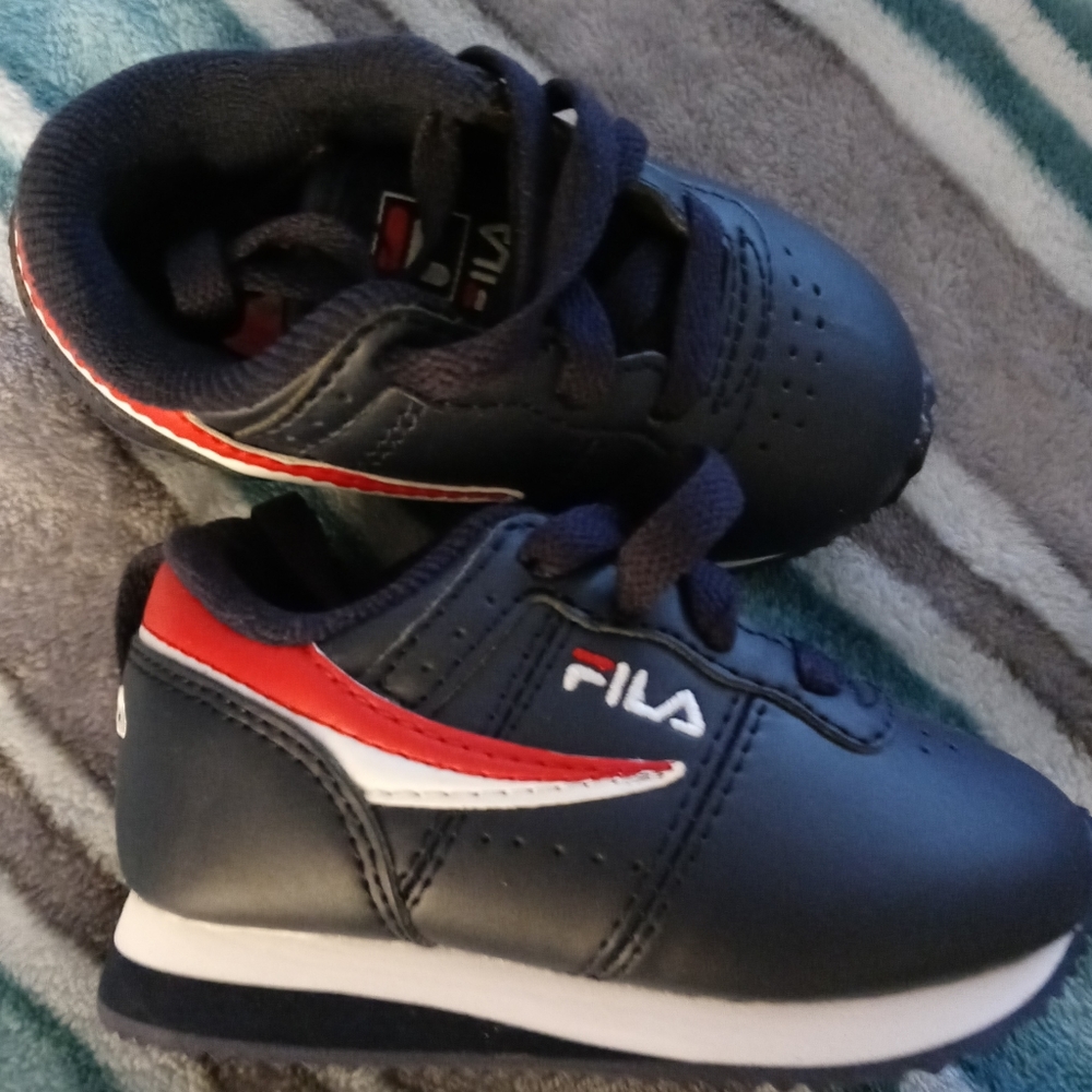 Fila Shoes 6 Toddler